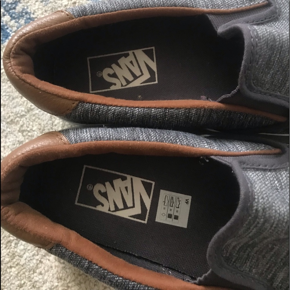 Vans - Picture 4 of 8
